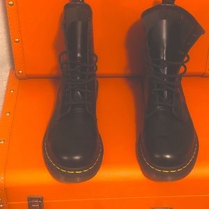 Dr Martin boots